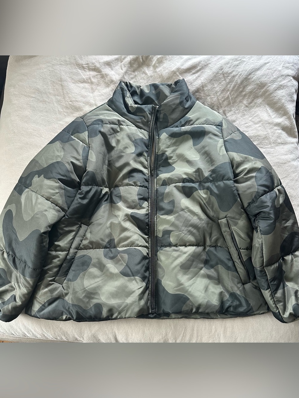 Mud Pie NWOT Large Camo Puffer Jacket in Green & Tan